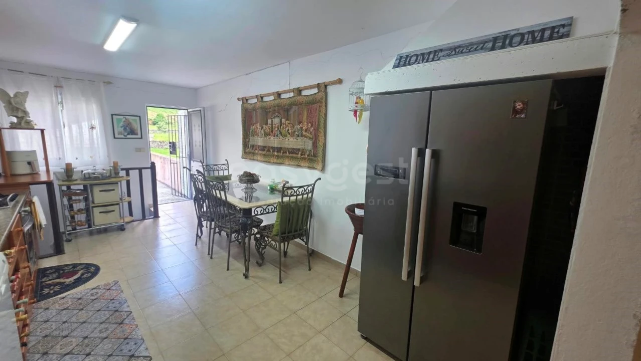 Moradia T5 para Venda em Terra Chã Foto 7