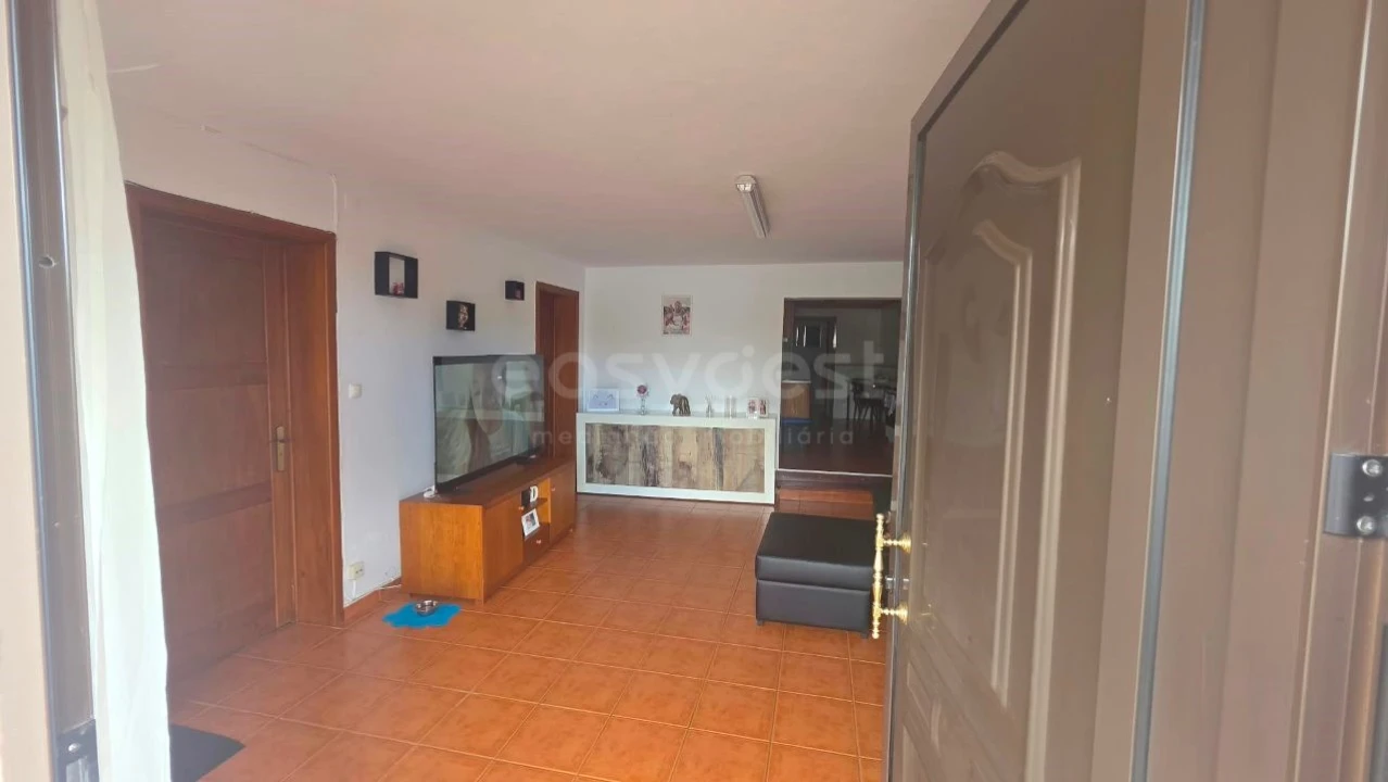 Moradia T5 para Venda em Terra Chã Foto 20