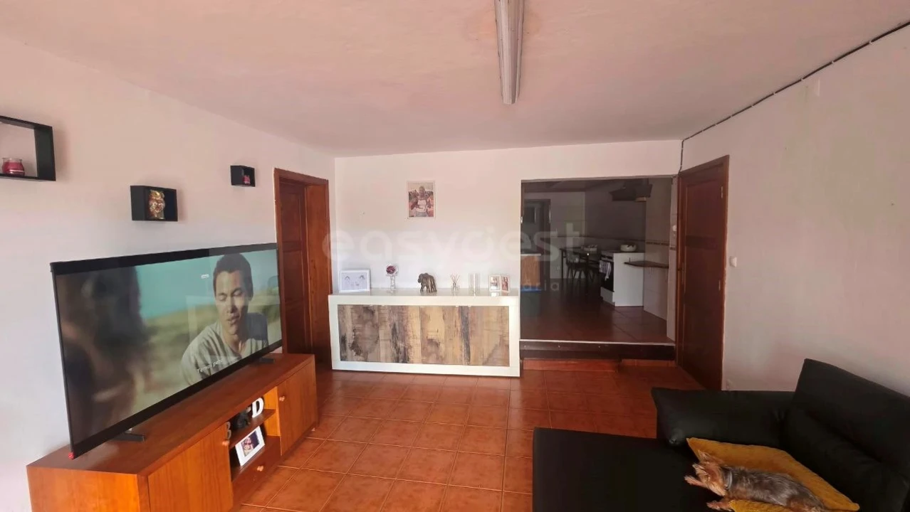 Moradia T5 para Venda em Terra Chã Foto 23