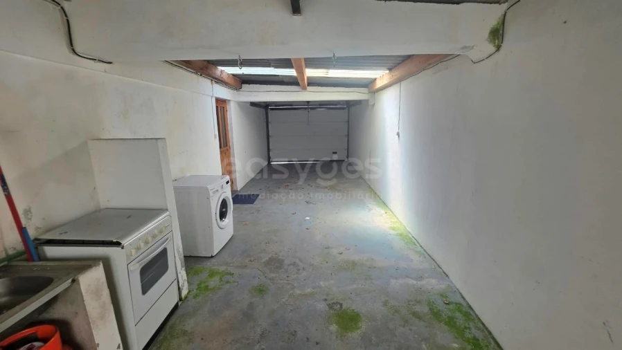 Moradia T5 para Venda em Terra Chã Foto 17