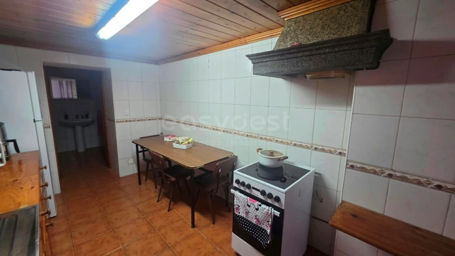 Moradia T5 para Venda em Terra Chã Foto 27