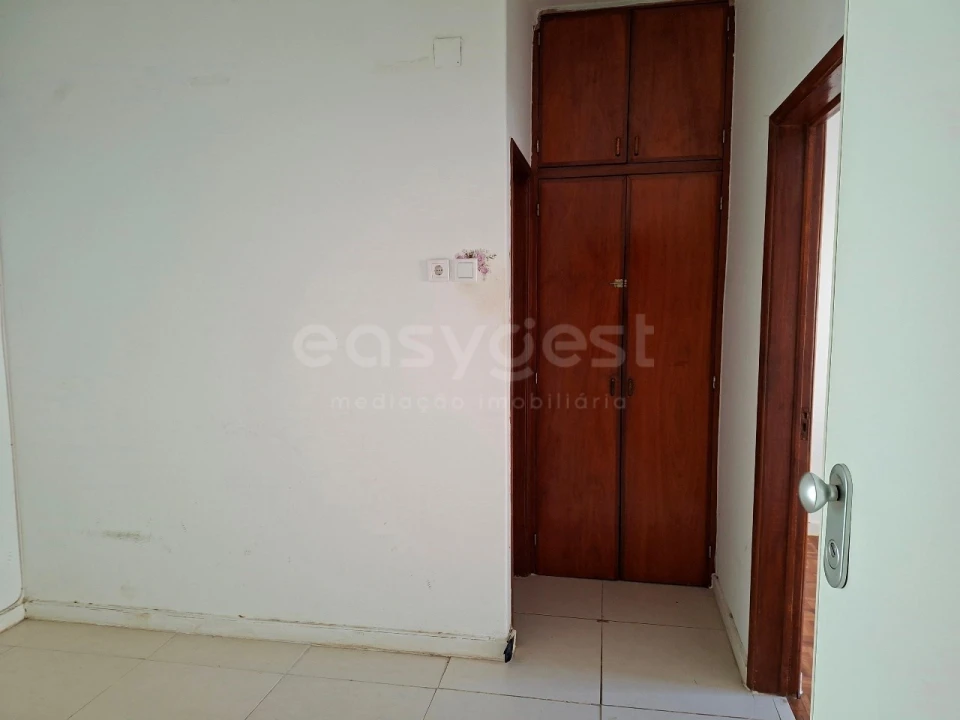 Apartamento T1 para Venda em Alto do Seixalinho, Santo André e Verderena Foto 4