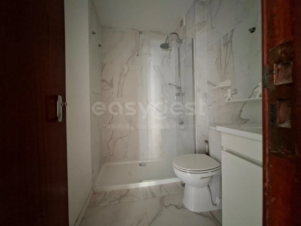 Apartamento T1 para Venda em Alto do Seixalinho, Santo André e Verderena Foto 11