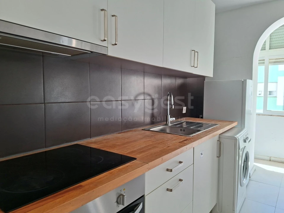 Apartamento T1 para Venda em Alto do Seixalinho, Santo André e Verderena Foto 14