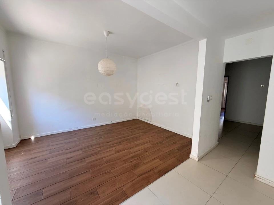 Apartamento T1 para Venda em Alto do Seixalinho, Santo André e Verderena Foto 16