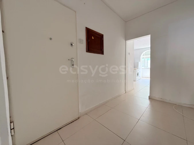 Apartamento T1 para Venda em Alto do Seixalinho, Santo André e Verderena Foto 5
