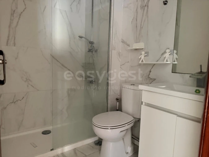 Apartamento T1 para Venda em Alto do Seixalinho, Santo André e Verderena Foto 10