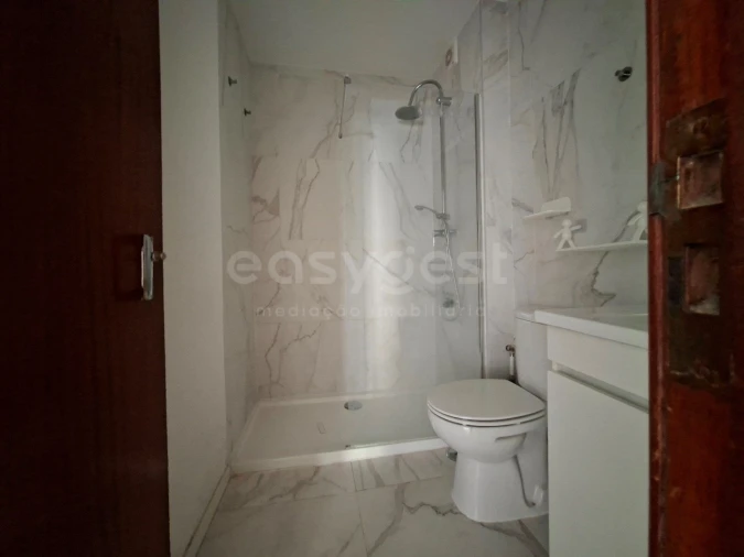 Apartamento T1 para Venda em Alto do Seixalinho, Santo André e Verderena Foto 11