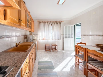 Apartamento T3 para Arrendamento em Nossa Sra de Fatima