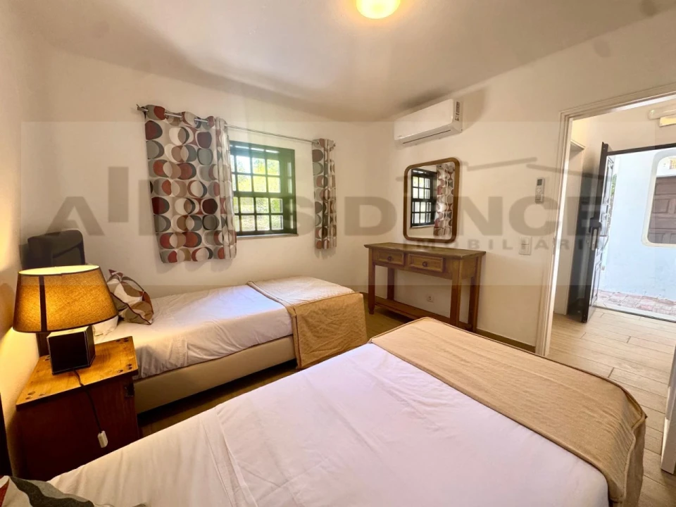 Apartamento T2 para Venda em Albufeira e Olhos de Água Foto 3
