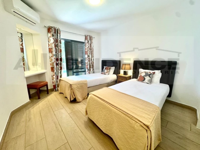 Apartamento T2 para Venda em Albufeira e Olhos de Água Foto 15