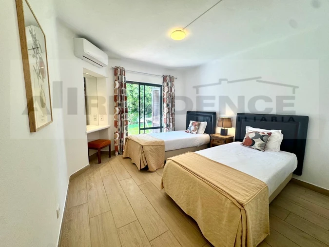 Apartamento T2 para Venda em Albufeira e Olhos de Água Foto 16