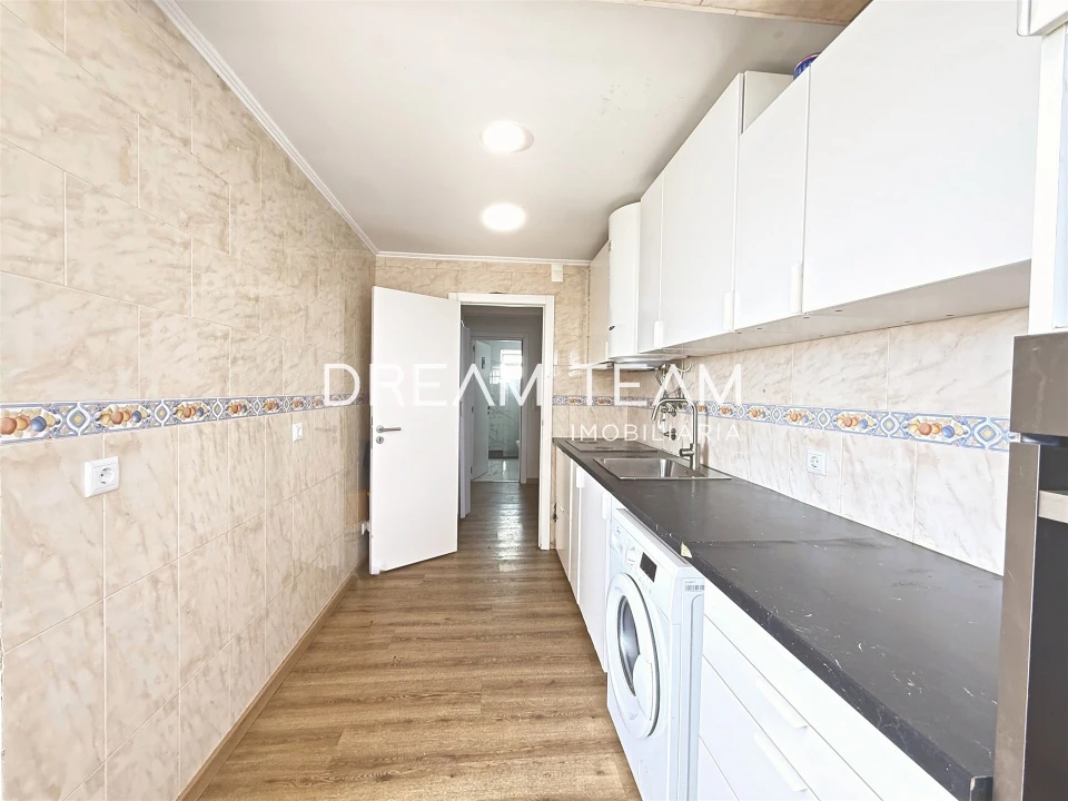 Apartamento T3 para Venda em Setubal (São Sebastião) Foto 1