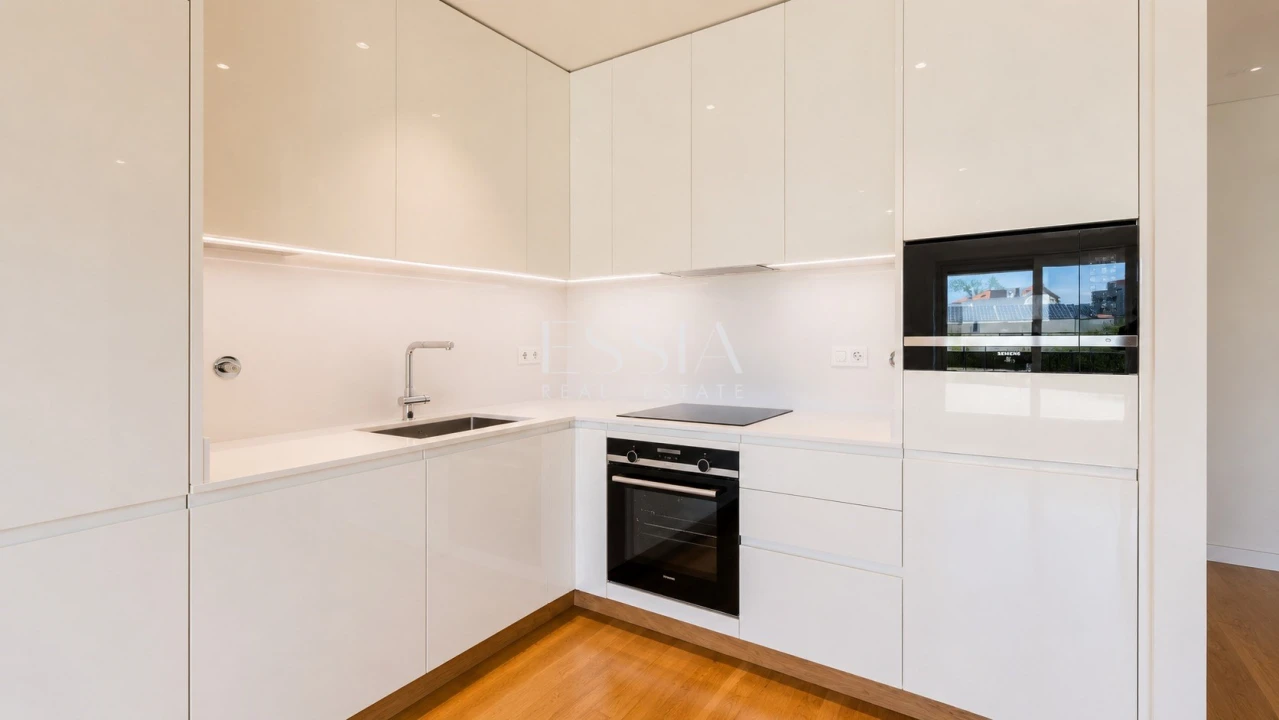 Apartamento T1 para Arrendamento em Aldoar, Foz do Douro e Nevogilde Foto 7