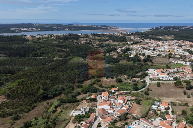 Moradia T4 para Venda em Nadadouro Foto 31