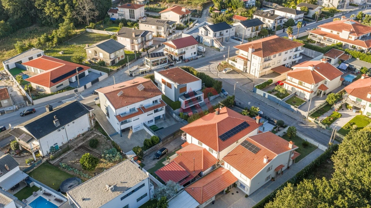 Moradia T4 para Venda em Prazins Santo Tirso e Corvite Foto 5