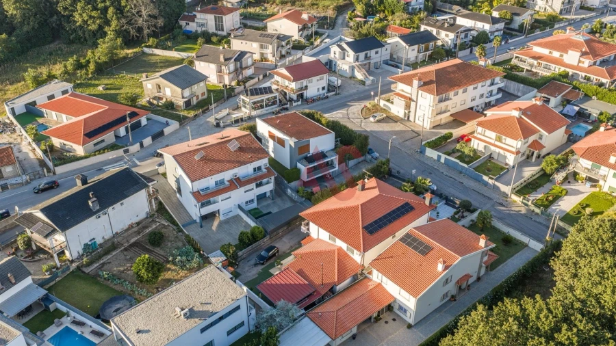 Moradia T4 para Venda em Prazins Santo Tirso e Corvite Foto 5