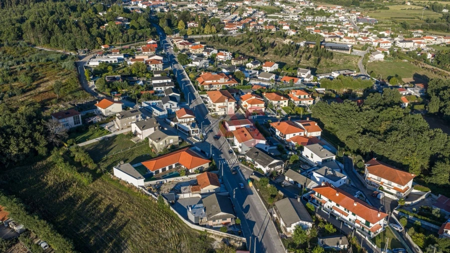 Moradia T4 para Venda em Prazins Santo Tirso e Corvite Foto 32