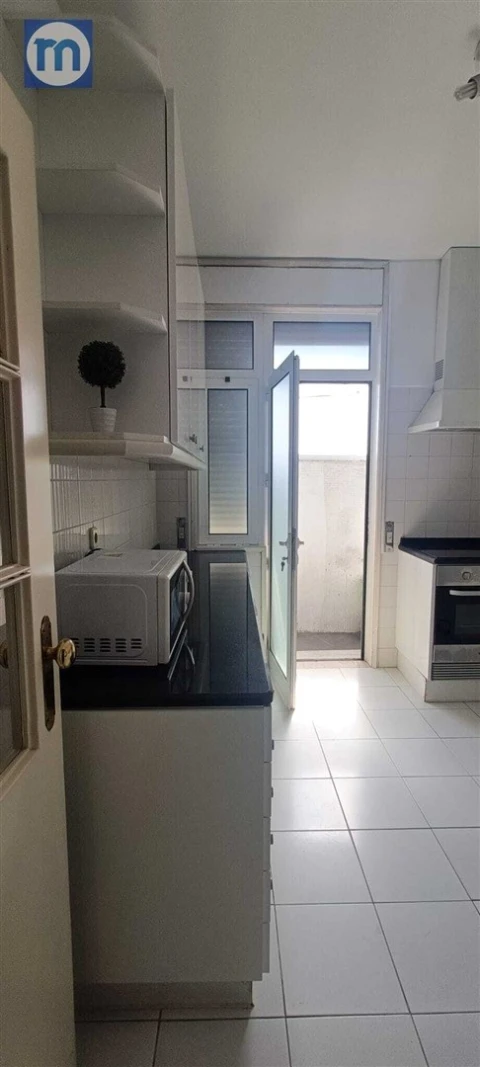 Apartamento T3 para Arrendamento em Lordelo do Ouro e Massarelos