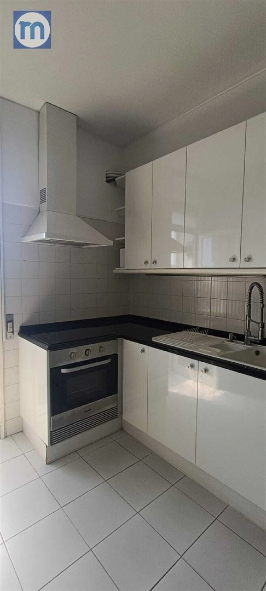 Apartamento T3 para Arrendamento em Lordelo do Ouro e Massarelos Foto 13