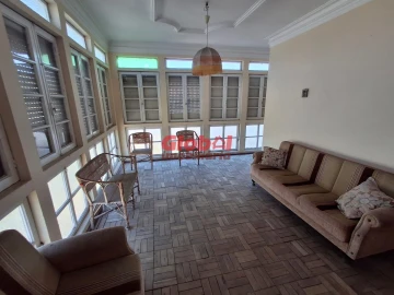 Moradia T4 para Venda em Penso e Freixinho