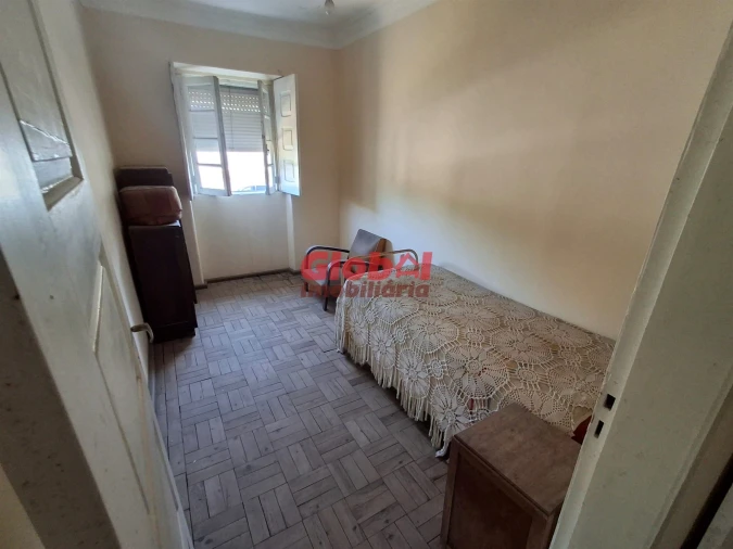 Moradia T4 para Venda em Penso e Freixinho Foto 6