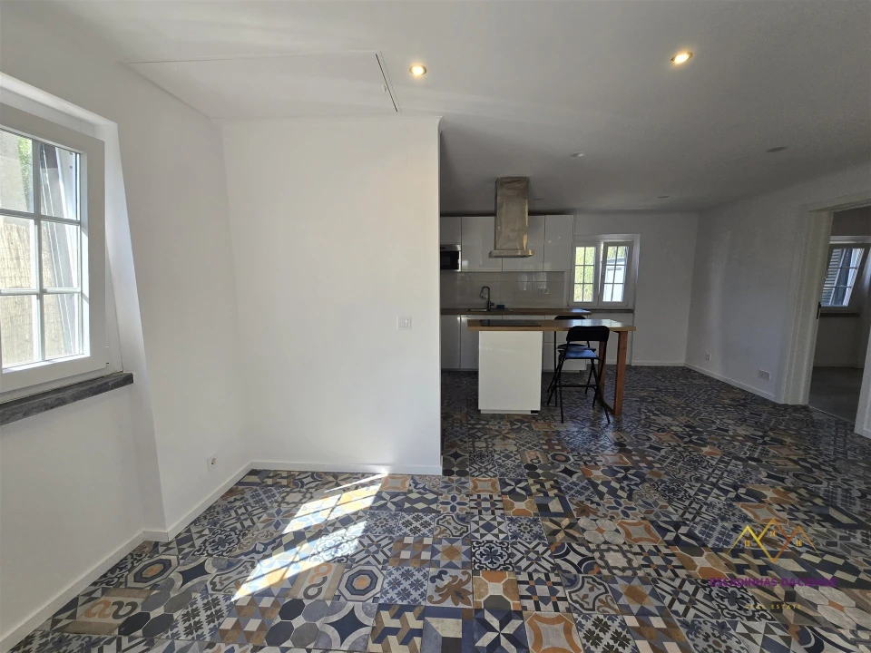Apartamento T1 para Arrendamento em Santa Maria e São Miguel, São Martinho, São Pedro Penaferrim Foto 7