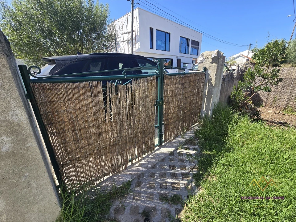 Apartamento T1 para Arrendamento em Santa Maria e São Miguel, São Martinho, São Pedro Penaferrim Foto 17