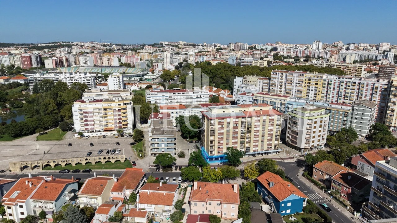 Loja para Arrendamento em União das Freguesias de Setúbal Foto 13