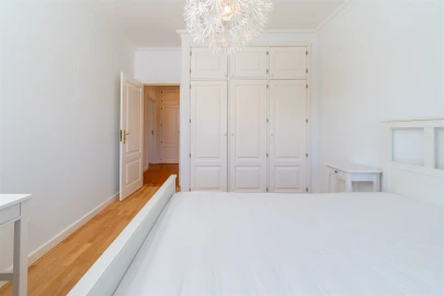 Apartamento T3 para Arrendamento em Santa Maria e São Miguel, São Martinho, São Pedro Penaferrim