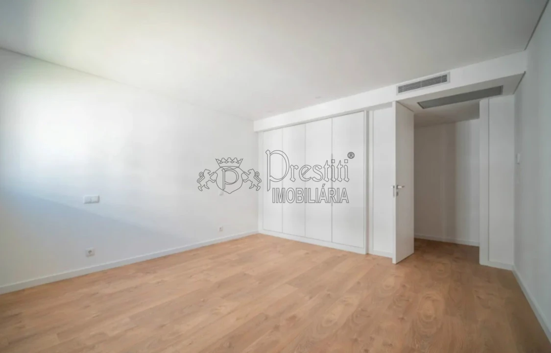 Apartamento T3 para Venda em Azurem Foto 11