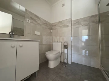 Apartamento T2 para Arrendamento em Covilhã e Canhoso