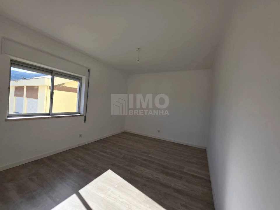 Apartamento T2 para Arrendamento em Covilhã e Canhoso Foto 7