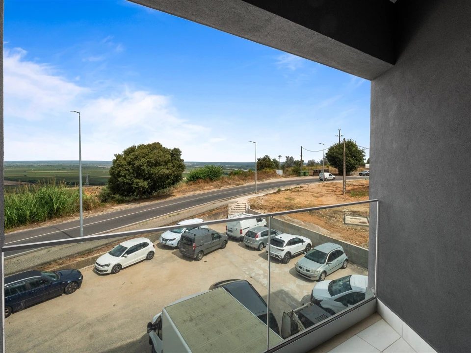 Apartamento T3 para Venda em Marvila, Ribeira Santarém, São Salvador, São Nicolau Foto 1
