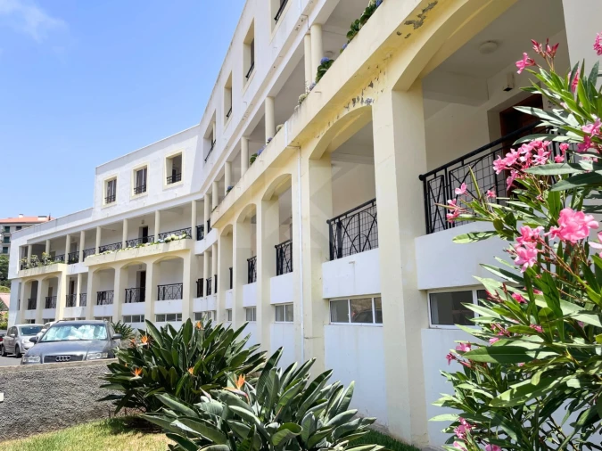 Apartamento T1 para Venda em Caniço Foto 22