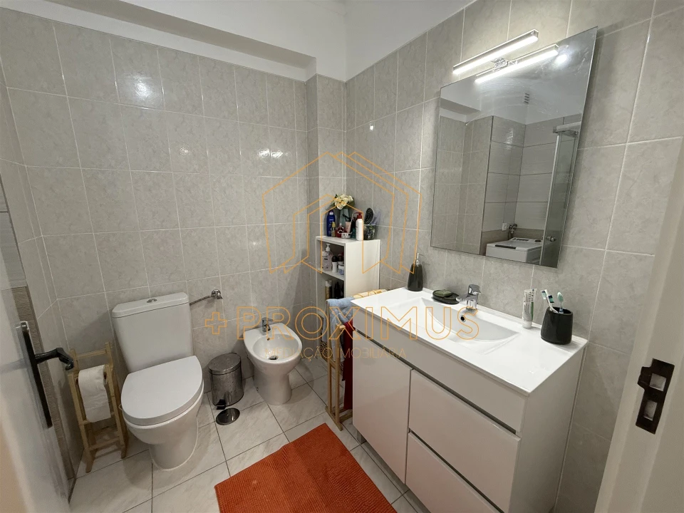 Apartamento T2 para Venda em Tavarede Foto 17