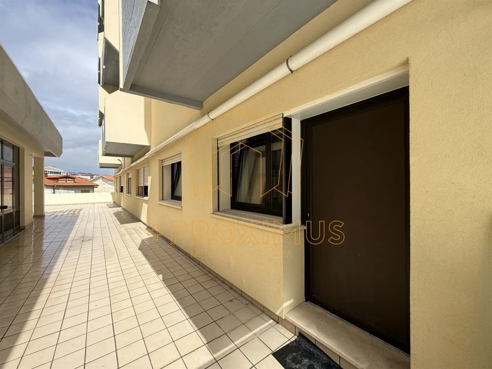 Apartamento T2 para Venda em Tavarede Foto 21