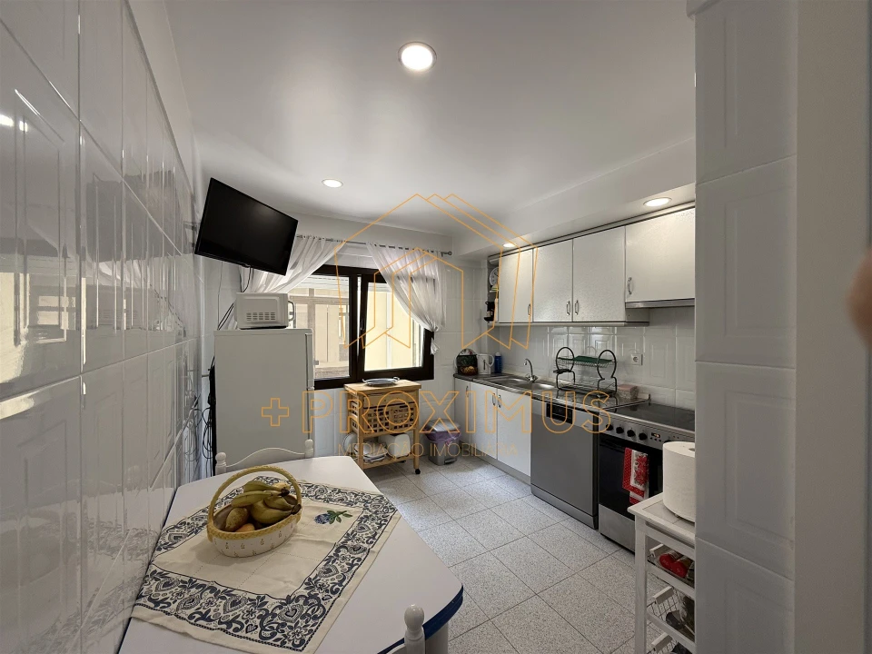 Apartamento T2 para Venda em Tavarede Foto 7