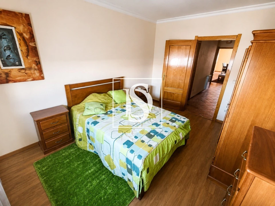 Apartamento T3 para Venda em Sé, Santa Maria e Meixedo Foto 5