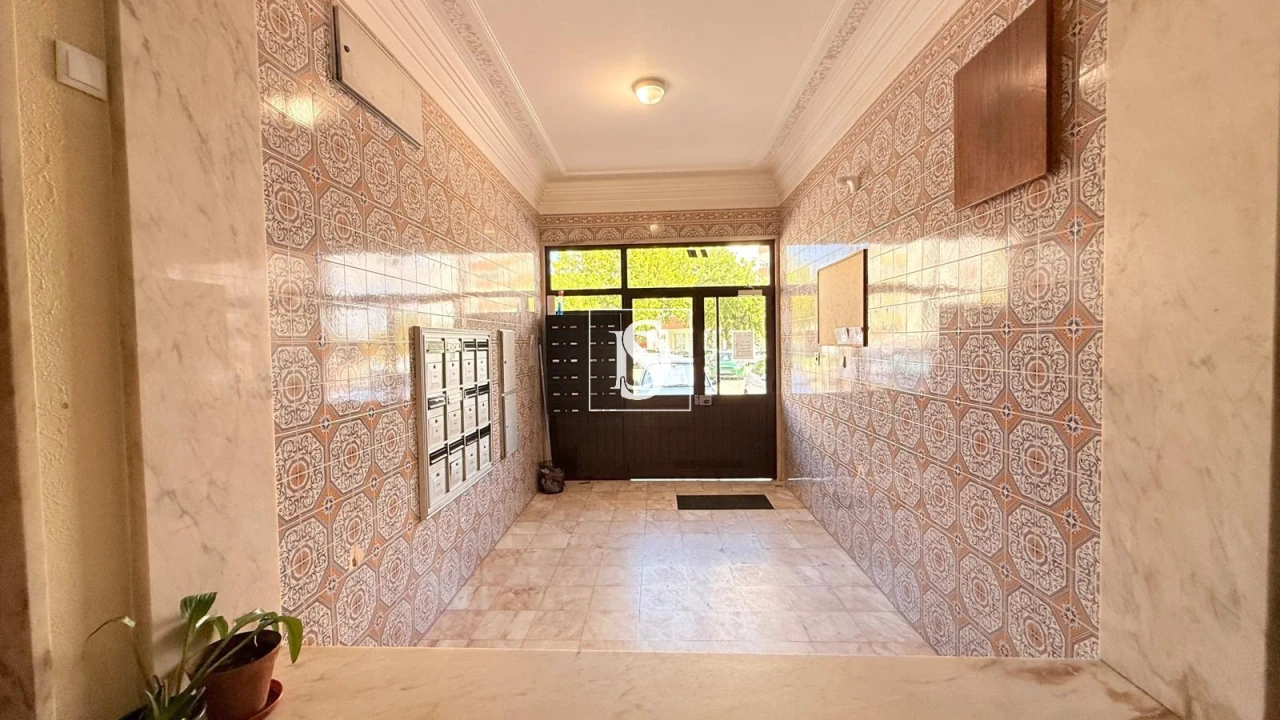 Apartamento T1 para Venda em Seixal, Arrentela e Aldeia de Paio Pires Foto 15