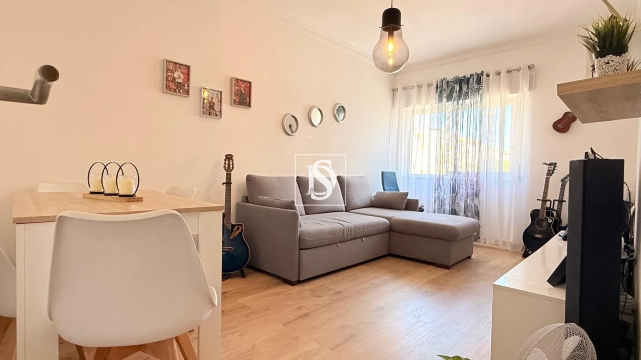 Apartamento T1 para Venda em Seixal, Arrentela e Aldeia de Paio Pires Foto 1