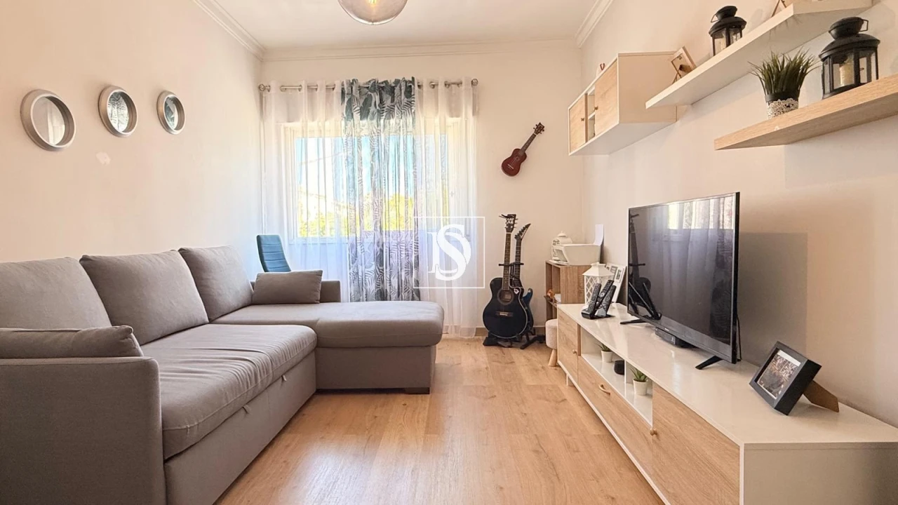 Apartamento T1 para Venda em Seixal, Arrentela e Aldeia de Paio Pires Foto 3