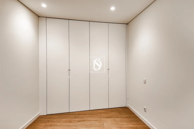 Apartamento T1 para Venda em Braga (Maximinos, Sé e Cividade) Foto 10