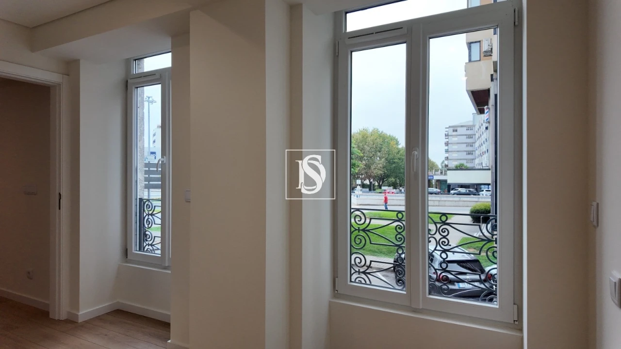 Apartamento T0 para Venda em Braga (Maximinos, Sé e Cividade) Foto 1