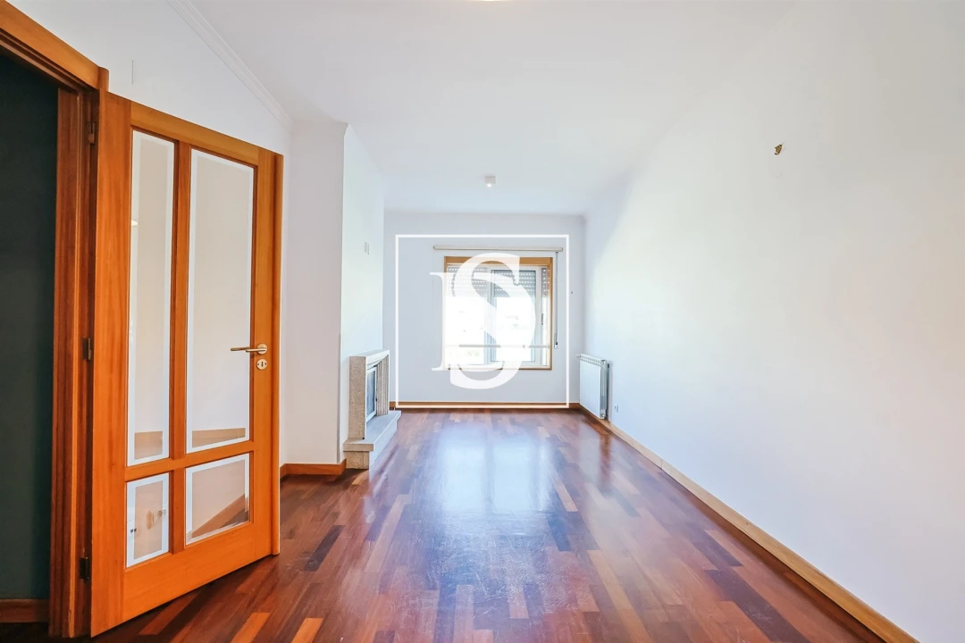 Apartamento T2 para Venda em Canidelo Foto 3