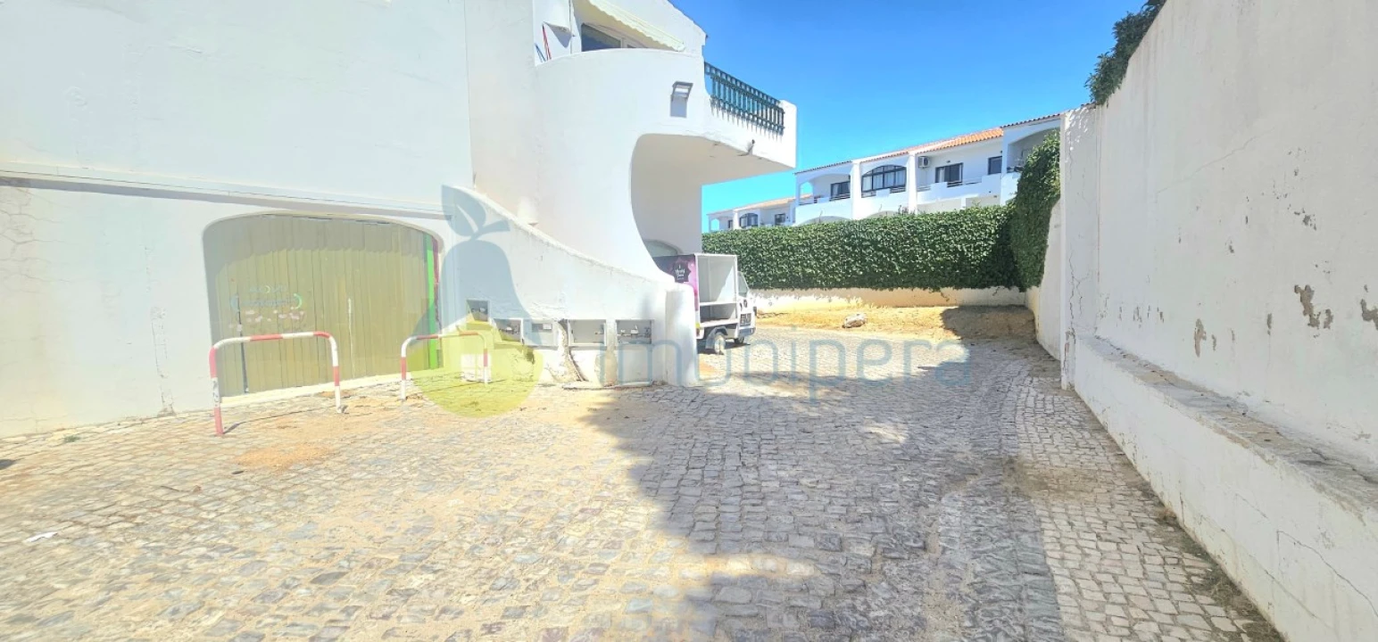 Apartamento T1 para Venda em Albufeira e Olhos de Água Foto 25