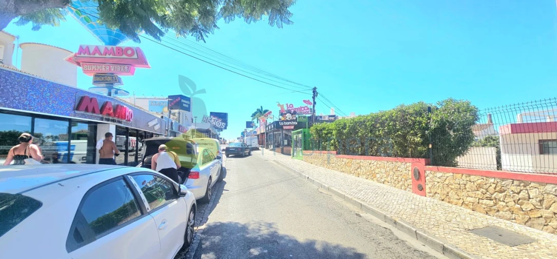 Apartamento T1 para Venda em Albufeira e Olhos de Água Foto 27