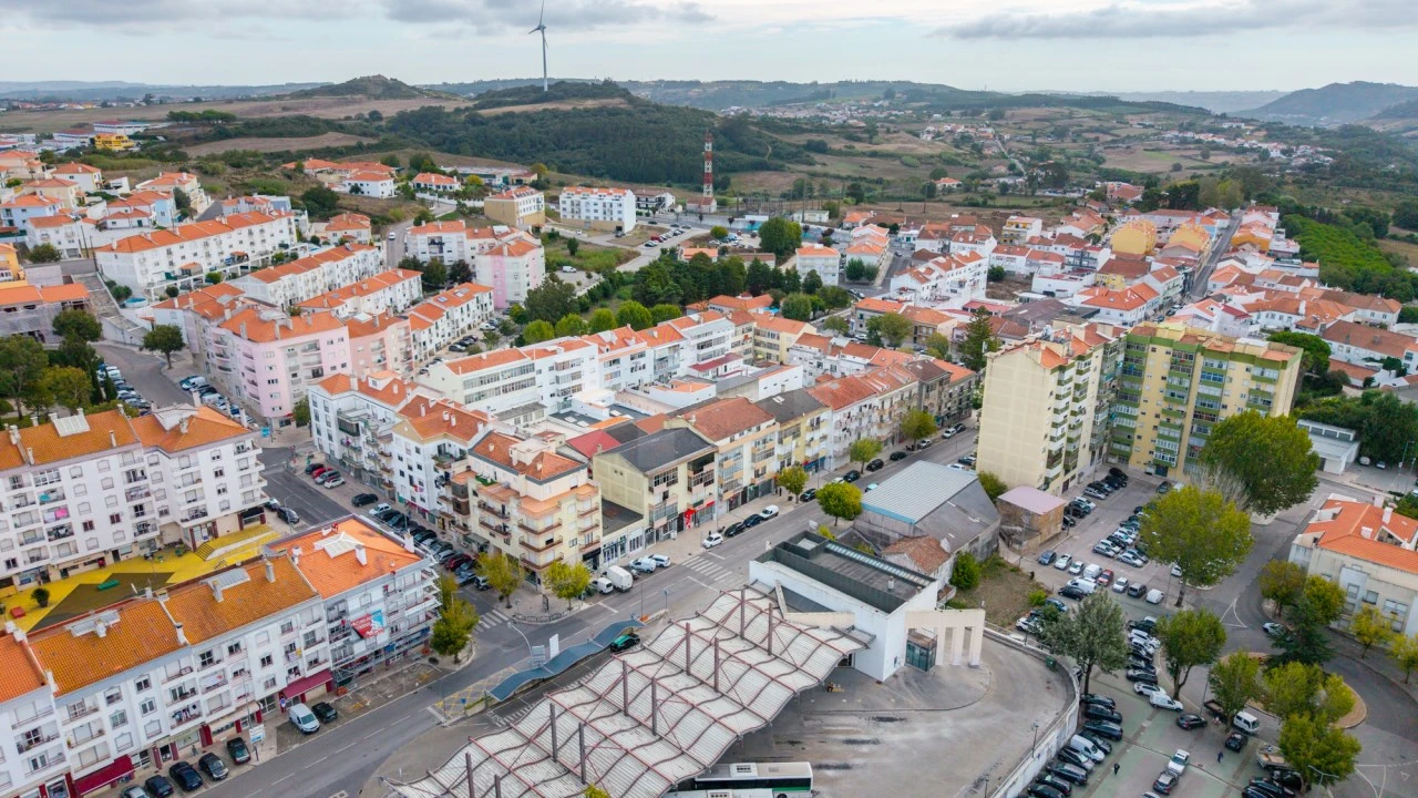 Apartamento T3 para Venda em Sobral de Monte Agraço Foto 30
