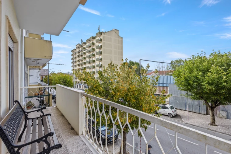 Apartamento T3 para Venda em Sobral de Monte Agraço Foto 20