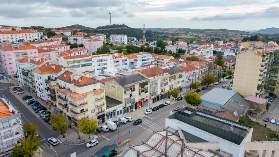 Apartamento T3 para Venda em Sobral de Monte Agraço Foto 27